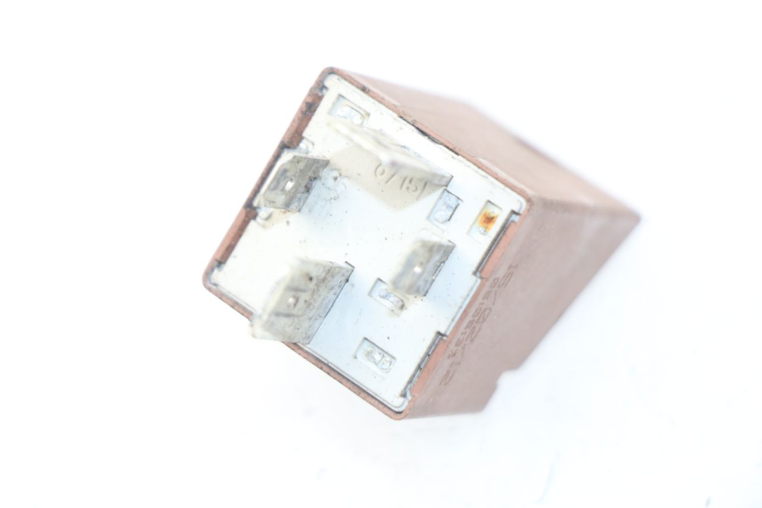 photo de Relè di avviamento PIAGGIO FLY IE 125 (2012 - 2017) - Dettaglio del componente