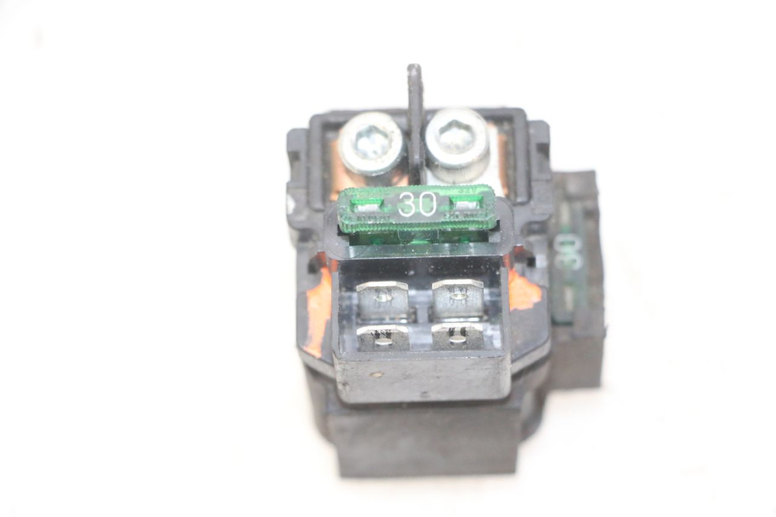 photo de RELE AVVIAMENTO HONDA FORZA ABS 300 (2013 - 2017) - Zoom sullo stato d'uso