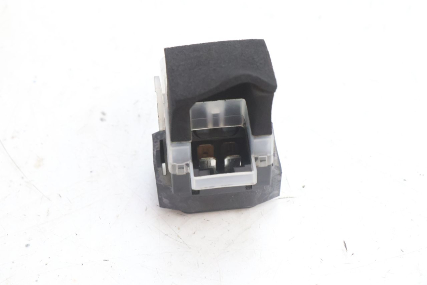 photo de RELE AVVIAMENTO YAMAHA FZ8 800 (2010 - 2016) - Altra angolazione