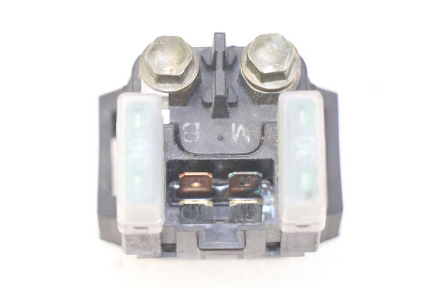 photo de RELE' AVVIAMENTO YAMAHA FZS FAZER 600 (1998 - 2001) - Dettaglio del componente