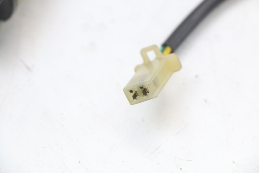 photo de RELÈ AVVIAMENTO HYOSUNG GF 125 (2001 - 2005) - Primo piano tecnico