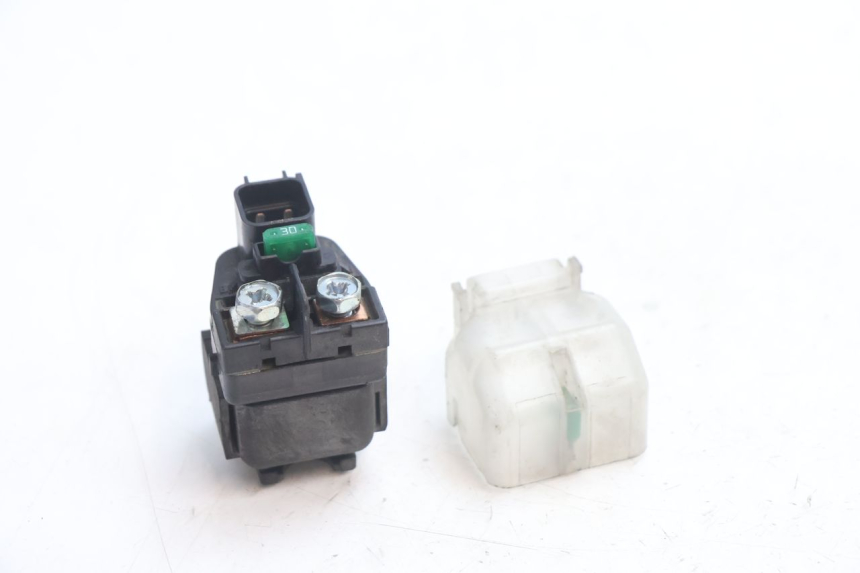 photo de RELE AVVIAMENTO SUZUKI GSR 600 (2005 - 2012) - Vista principale