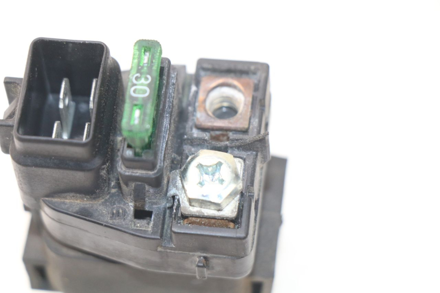 photo de RELE AVVIAMENTO SUZUKI GSX-R GSXR 600 (2001 - 2003) - Zoom sullo stato d'uso