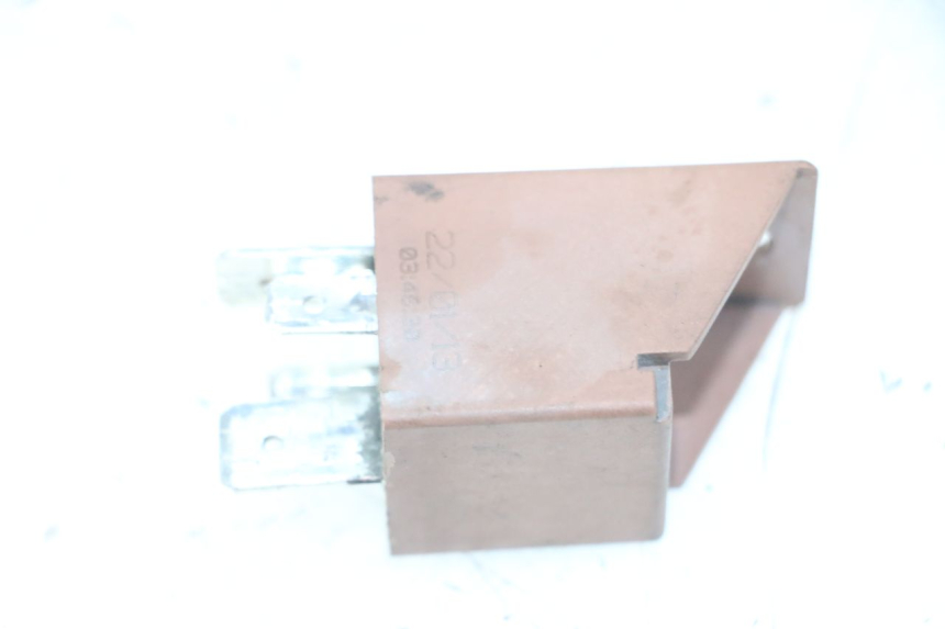 photo de RELE AVVIAMENTO PIAGGIO IE MP3 YOURBAN 300 (2011 - 2016) - Zoom sullo stato d'uso