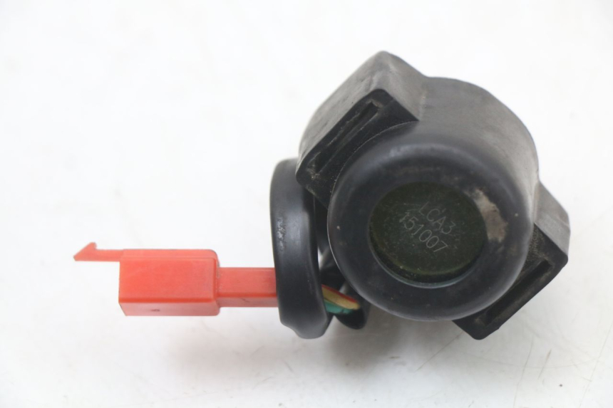 photo de RELE AVVIAMENTO KYMCO K-PW K-PIPE 50 (2012 - 2017) - Primo piano tecnico