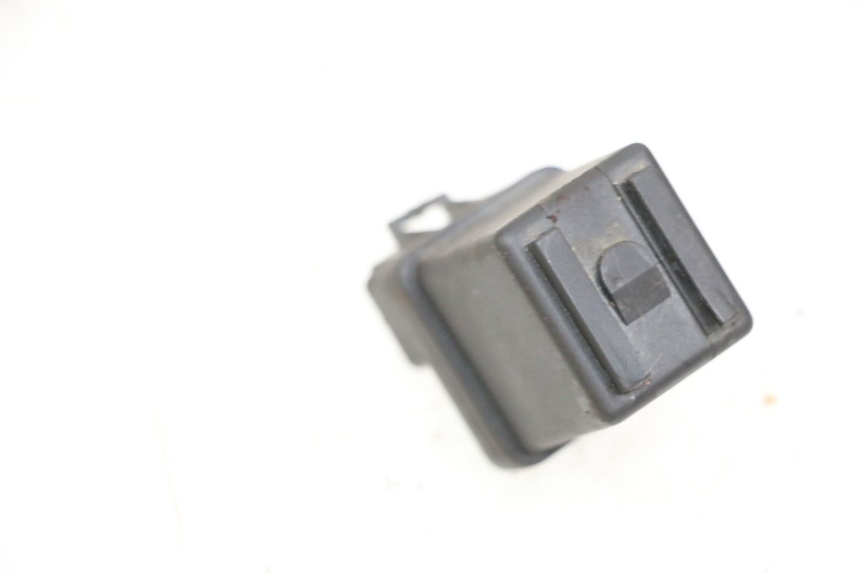 photo de RELE' AVVIAMENTO PEUGEOT KISBEE 4T 50 (2018 - 2022) - Dettaglio del componente