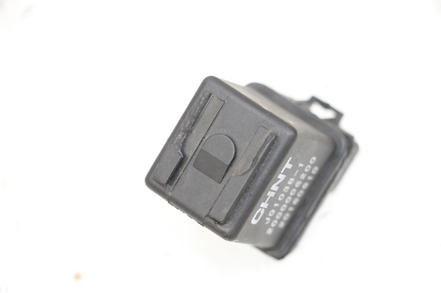 photo de RELE' AVVIAMENTO PEUGEOT KISBEE 4T 50 (2010 - 2017) - Zoom sullo stato d'uso