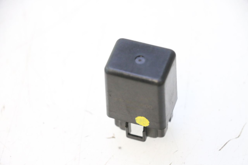photo de RELE AVVIAMENTO PEUGEOT KISBEE 4T 50 (2023 - 2026) - Altra angolazione