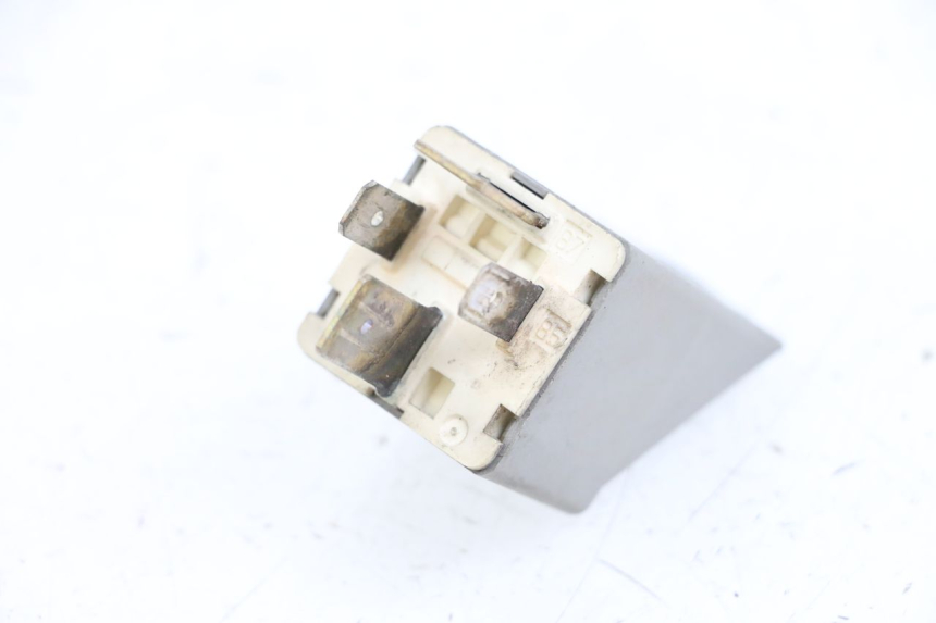 photo de RELE AVVIAMENTO RENAULT KOURANOS 125 (2001 - 2004) - Zoom sullo stato d'uso