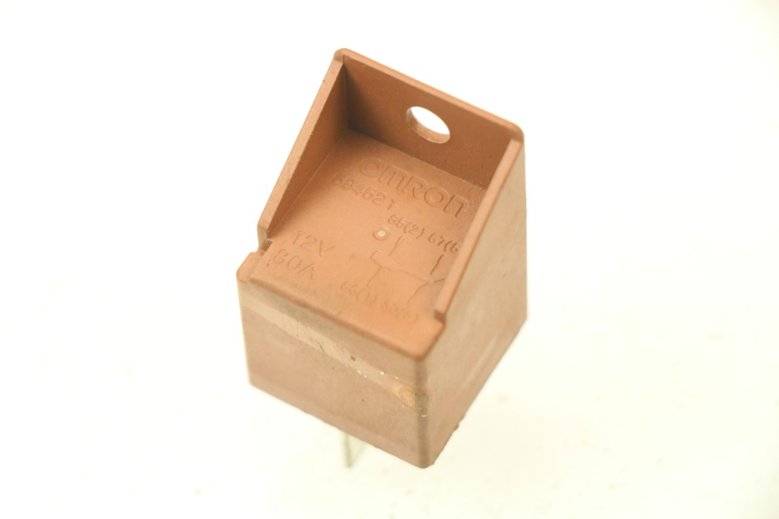 photo de Relè di avviamento PIAGGIO LIBERTY 4T 50 (2009 - 2015) - Dettaglio del componente