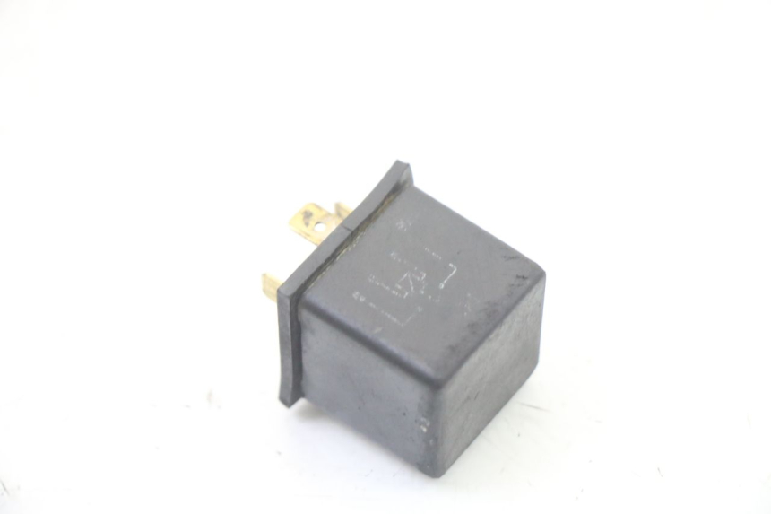 photo de RELE AVVIAMENTO MBK BOOSTER SPIRIT NAKED 50 (2004 - 2017) - Dettaglio del componente