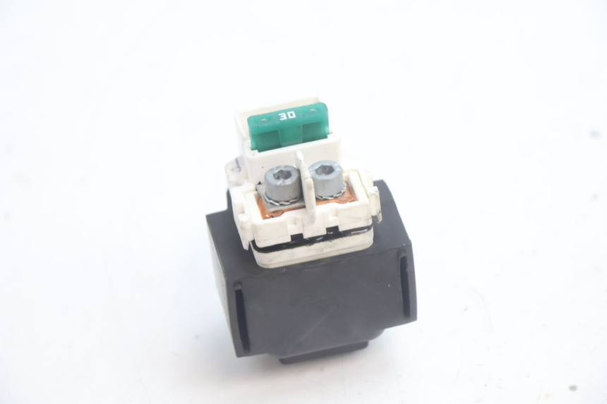 photo de RELE AVVIAMENTO PIAGGIO MP3 HPE 530 (2022 - 2026) - Zoom sullo stato d'uso
