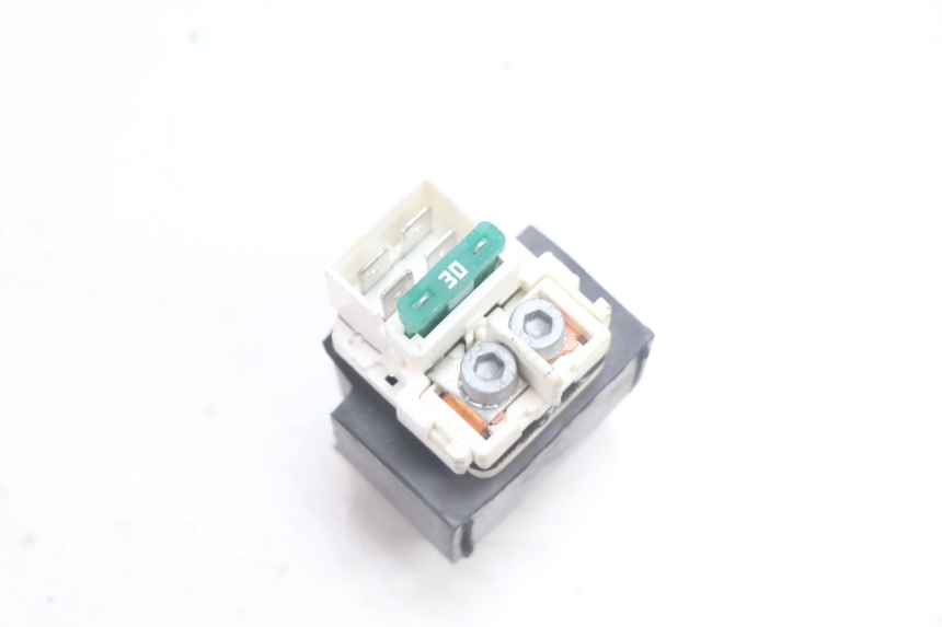 photo de RELE AVVIAMENTO PIAGGIO MP3 HPE 530 (2022 - 2026) - Altra angolazione