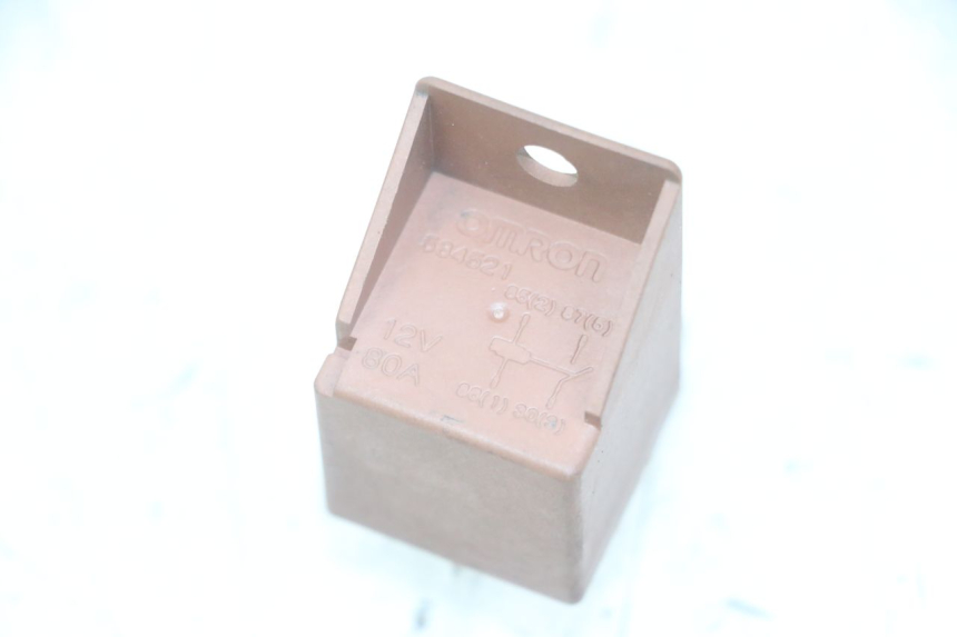 photo de RELE AVVIAMENTO PIAGGIO MP3 LT 300 (2010 - 2016) - Zoom sullo stato d'uso