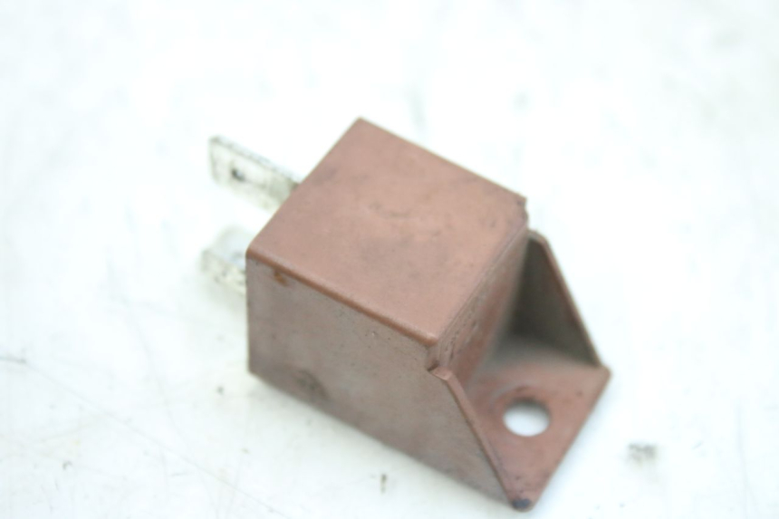 photo de RELE' AVVIAMENTO PIAGGIO MP3 RL 250 (2006 - 2010) - Zoom sullo stato d'uso