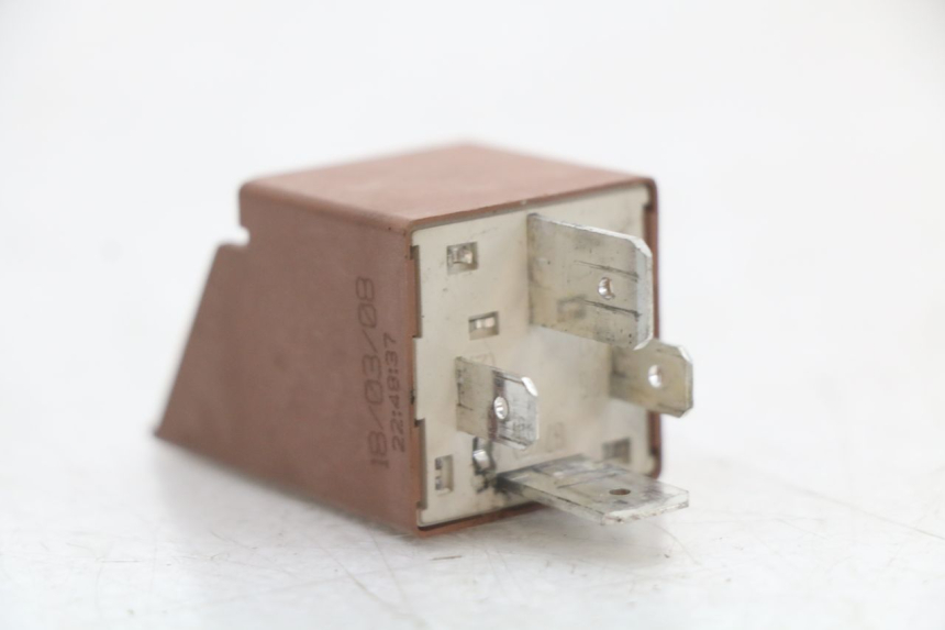 photo de RELE' AVVIAMENTO PIAGGIO MP3 125 (2006 - 2014) - Dettaglio del componente