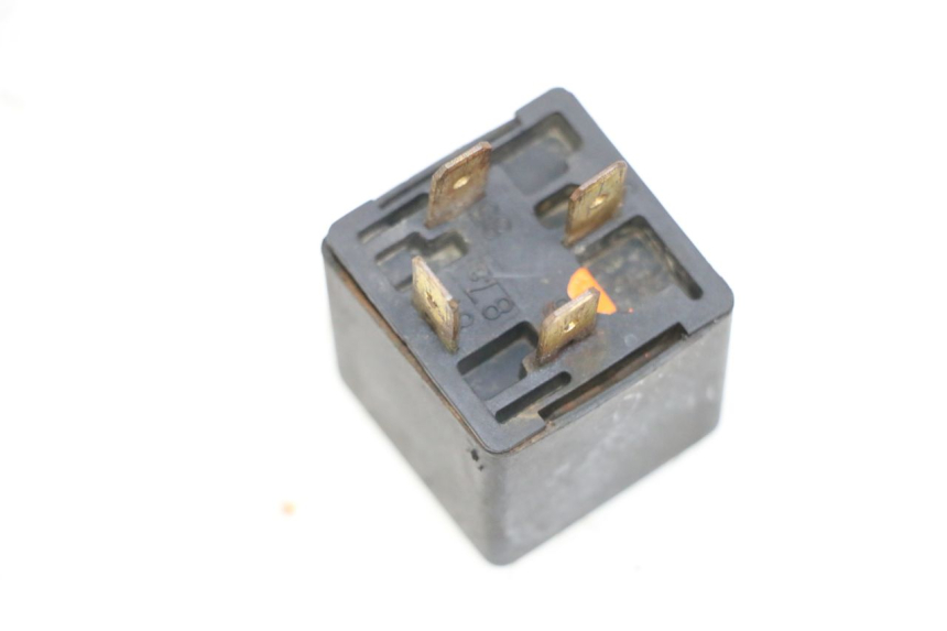 photo de RELE AVVIAMENTO YAMAHA NEO'S NEOS 2T 50 (1998 - 2007) - Dettaglio del componente