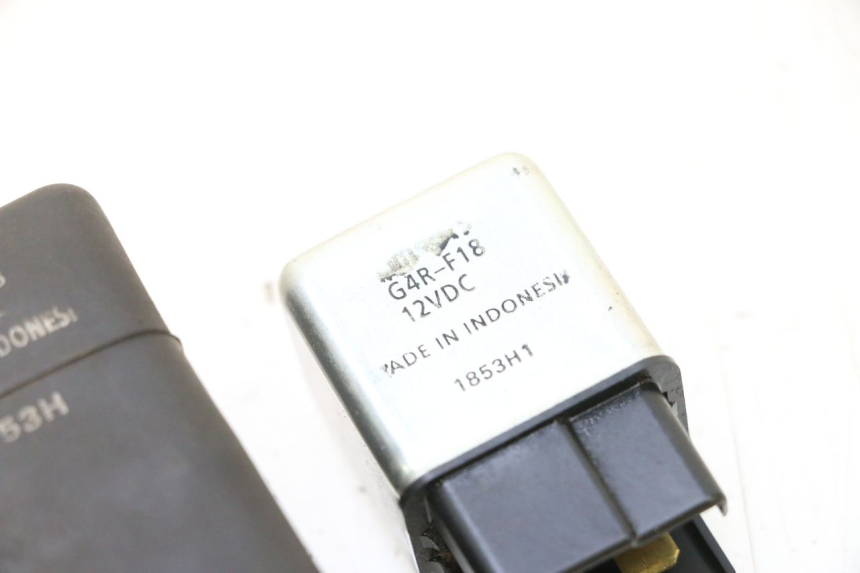 photo de RELE' AVVIAMENTO YAMAHA NEOS NEO'S 4T 50 (2008 - 2016) - Dettaglio del componente