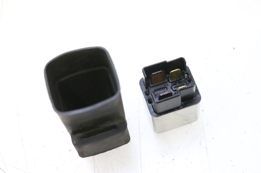 photo de RELE' AVVIAMENTO YAMAHA NEOS NEO'S 4T 50 (2008 - 2016) - Altra angolazione