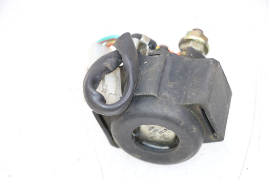 photo de RELE AVVIAMENTO SYM ORBIT 2 50 (2008 - 2014) - Primo piano tecnico