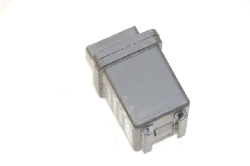 photo de RELE' AVVIAMENTO PEUGEOT KISBEE 4T 50 (2018 - 2022) - Dettaglio del componente