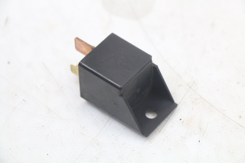 photo de RELE AVVIAMENTO PIAGGIO NEW TYPHOON 50 (2010 - 2017) - Zoom sullo stato d'uso