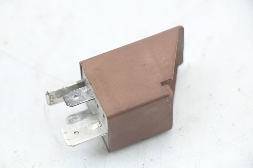 photo de RELE' AVVIAMENTO PIAGGIO VESPA LX 2T 50 (2005 - 2013) - Zoom sullo stato d'uso