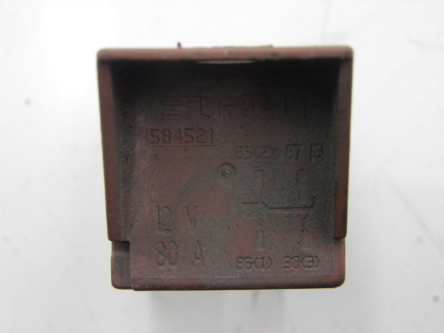 photo de Relè di avviamento PIAGGIO X8 STREET 125 (2006 - 2007) - Zoom sullo stato d'uso