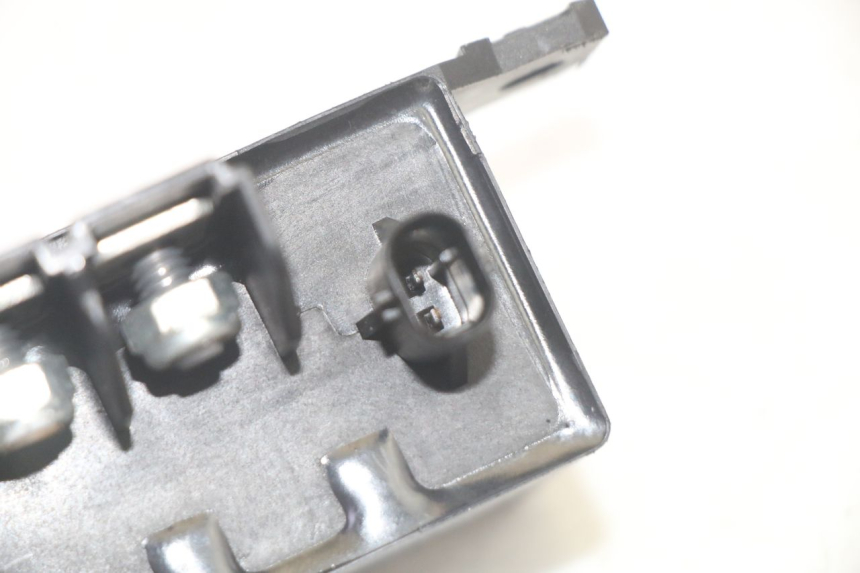 photo de RELE AVVIAMENTO BMW R GS 1250 (2021 - 2024) - Stato della superficie e materiale