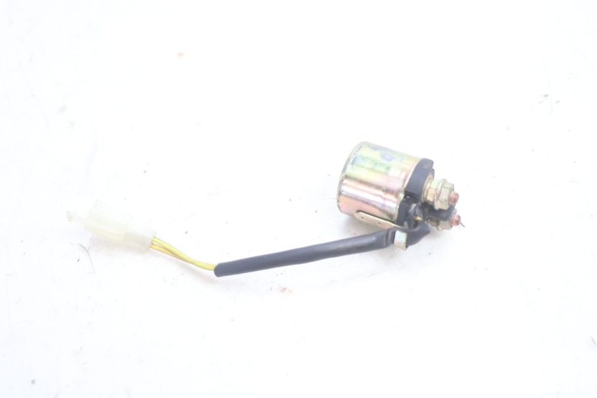 photo de RELE' AVVIAMENTO YAMASAKI ROADSTER 50 (2013 - 2018) - Zoom sullo stato d'uso