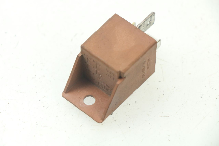 photo de RELE' AVVIAMENTO GILERA RUNNER SP 50 (2009 - 2017) - Dettaglio del componente