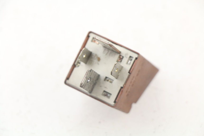 photo de RELE' AVVIAMENTO GILERA RUNNER SP 50 (2009 - 2017) - Zoom sullo stato d'uso