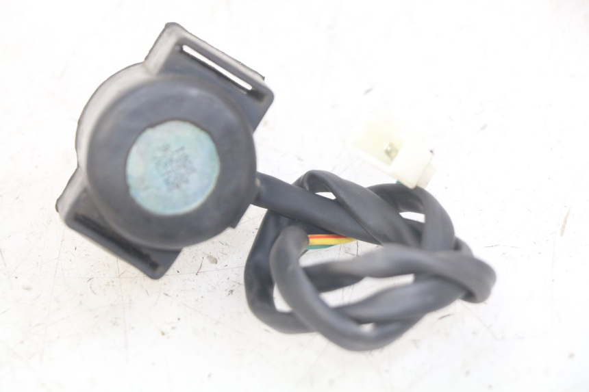 photo de RELE' AVVIAMENTO JM MOTORS SANTANA 50 (2014 - 2023) - Zoom sullo stato d'uso