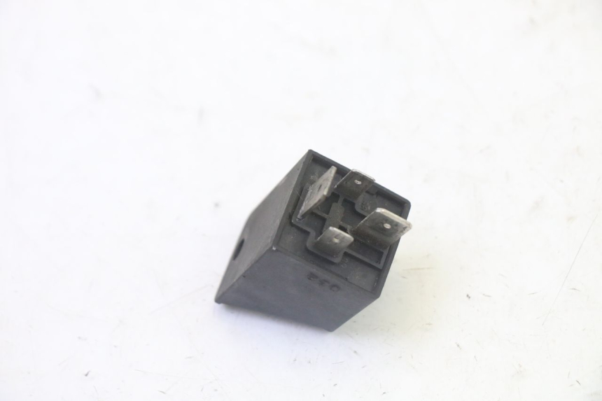 photo de RELE AVVIAMENTO PEUGEOT SATELIS 125 (2013 - 2018) - Altra angolazione