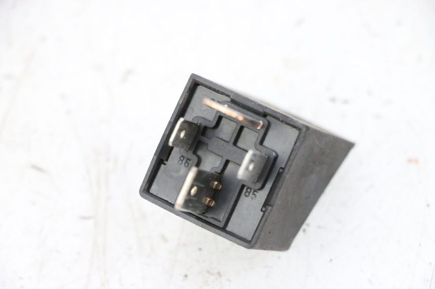 photo de RELE AVVIAMENTO PEUGEOT SATELIS 125 (2013 - 2018) - Altra angolazione