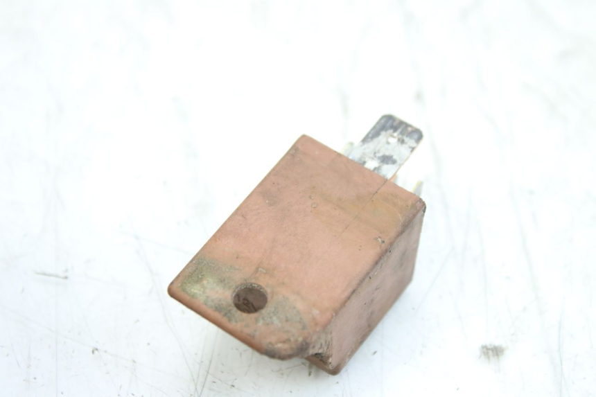 photo de RELE' AVVIAMENTO APRILIA SCARABEO 100 (2003 - 2012) - Zoom sullo stato d'uso