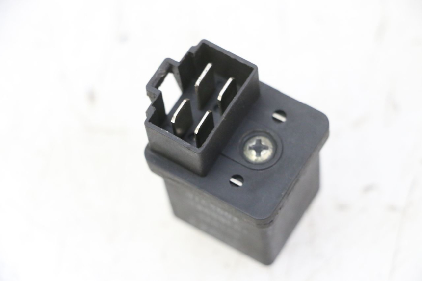 photo de RELE' AVVIAMENTO PEUGEOT SPEEDFIGHT 3 AIR 50 (2009 - 2015) - Zoom sullo stato d'uso