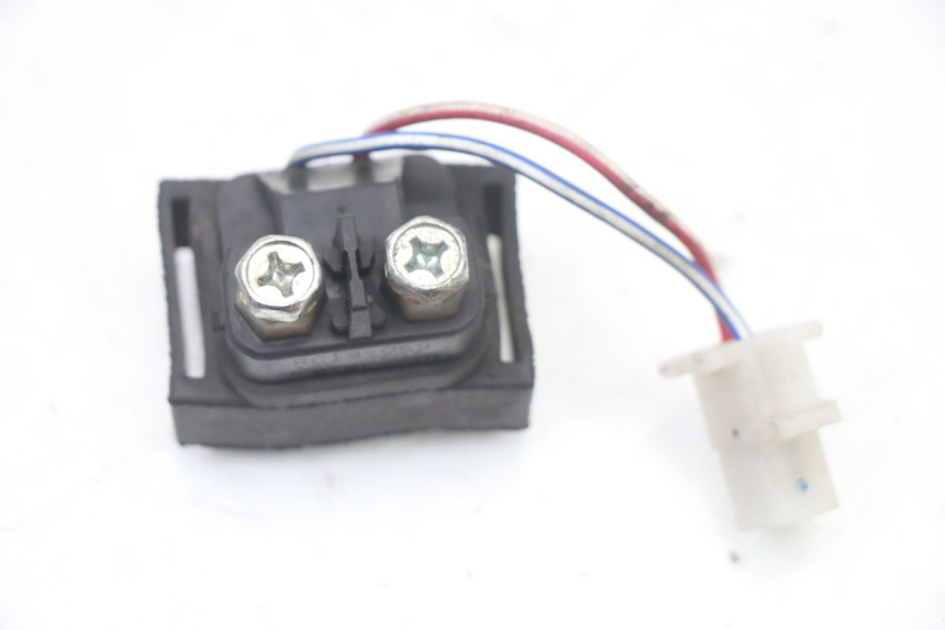 photo de RELE AVVIAMENTO SUZUKI BURGMAN 125 (2018 - 2021) - Zoom sullo stato d'uso