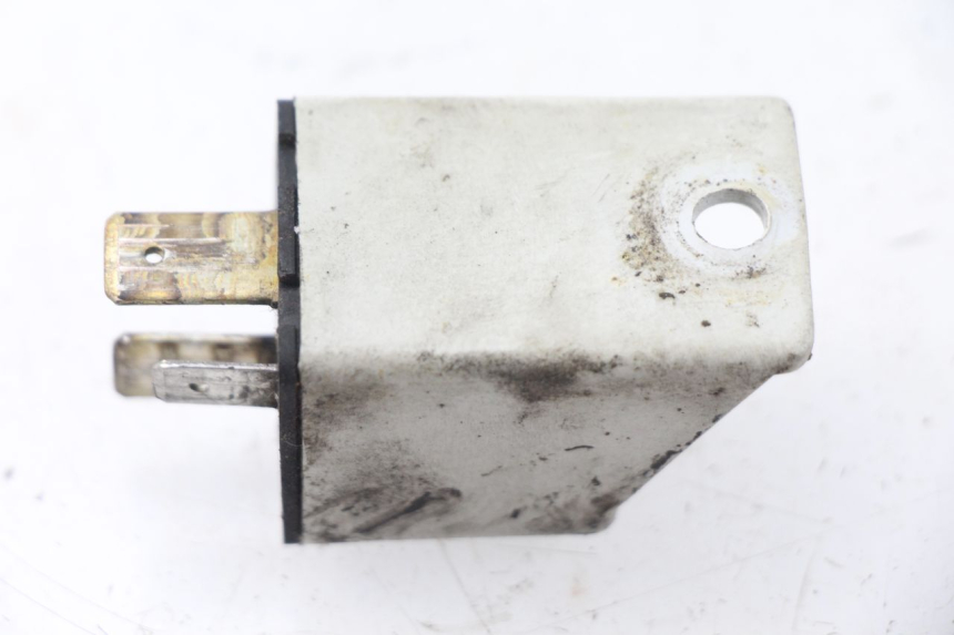 photo de RELE' AVVIAMENTO PIAGGIO TYPHOON 50 (1993 - 1999) - Zoom sullo stato d'uso