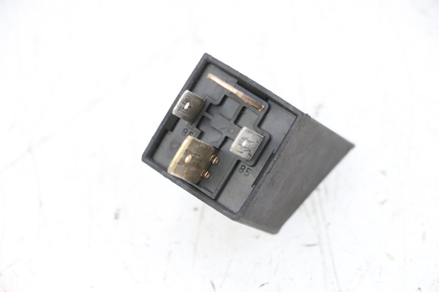 photo de RELE AVVIAMENTO PIAGGIO VESPA GTS SUPER IE 125 (2009 - 2016) - Dettaglio del componente