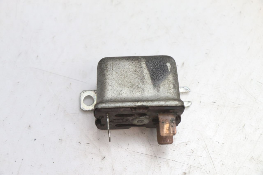 photo de RELE AVVIAMENTO PIAGGIO VESPA PK FL 2T 50 (1990 - 1996) - Dettaglio del componente