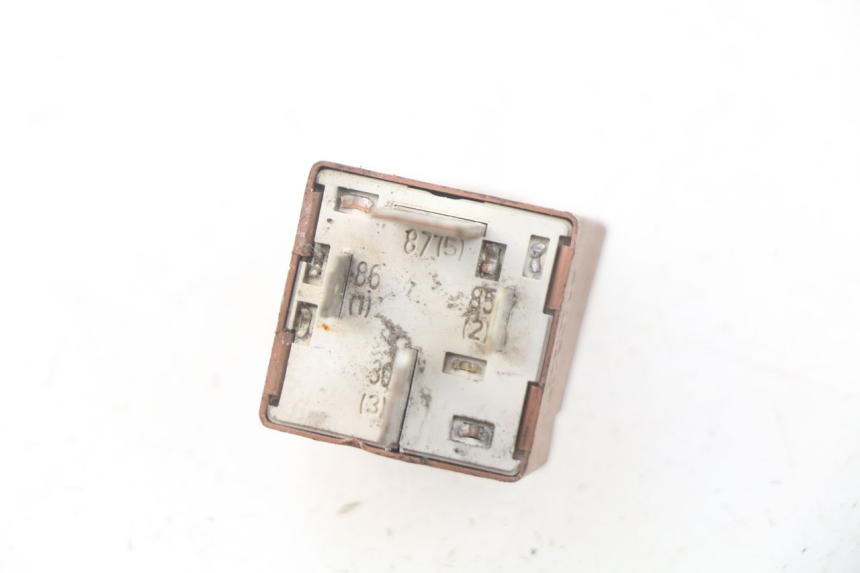 photo de RELE' AVVIAMENTO PIAGGIO VESPA SPRINT 2T 50 (2014 - 2018) - Zoom sullo stato d'uso