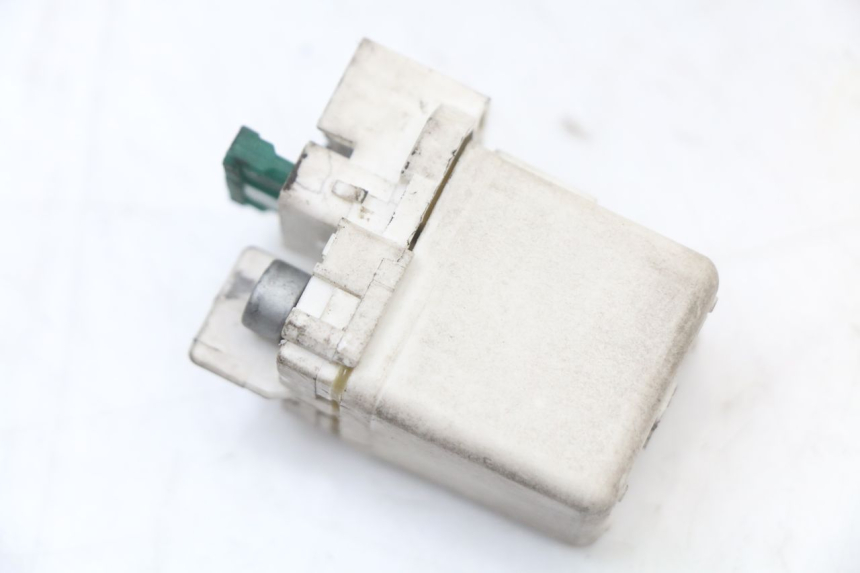 photo de RELE' AVVIAMENTO YAMAHA XMAX X-MAX ABS 125 (2017 - 2020) - Zoom sullo stato d'uso