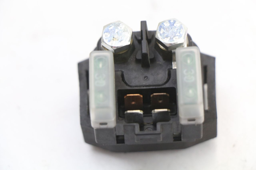 photo de RELE' AVVIAMENTO YAMAHA X-MAX XMAX 125 (2010 - 2013) - Zoom sullo stato d'uso