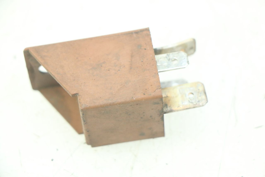 photo de RELE' AVVIAMENTO PIAGGIO X8 125 (2004 - 2007) - Zoom sullo stato d'uso