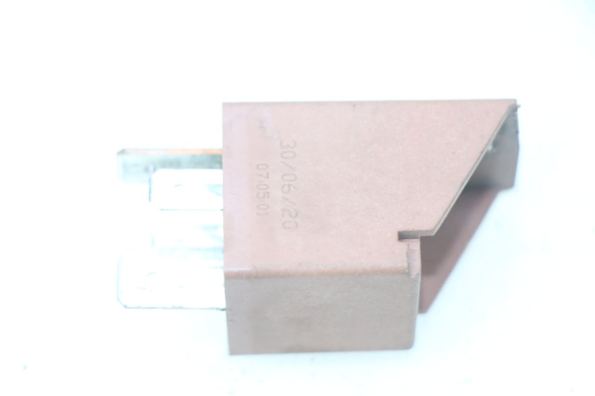 photo de RELE' AVVIAMENTO PIAGGIO X9 EVOLUTION 250 (2003 - 2007) - Dettaglio del componente