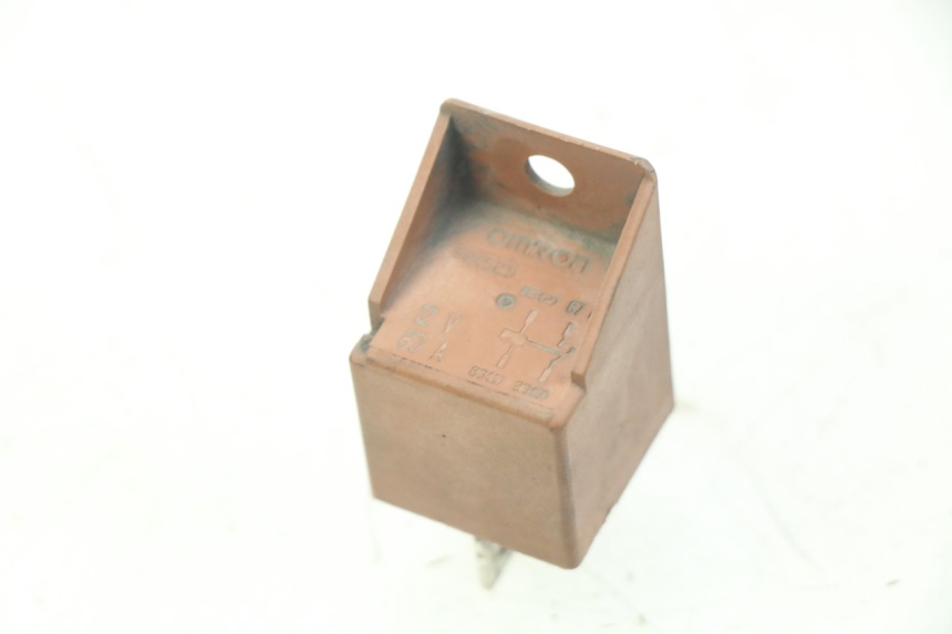 photo de RELE' AVVIAMENTO PIAGGIO XEVO - X EVO 125 (2007 - 2017) - Dettaglio del componente