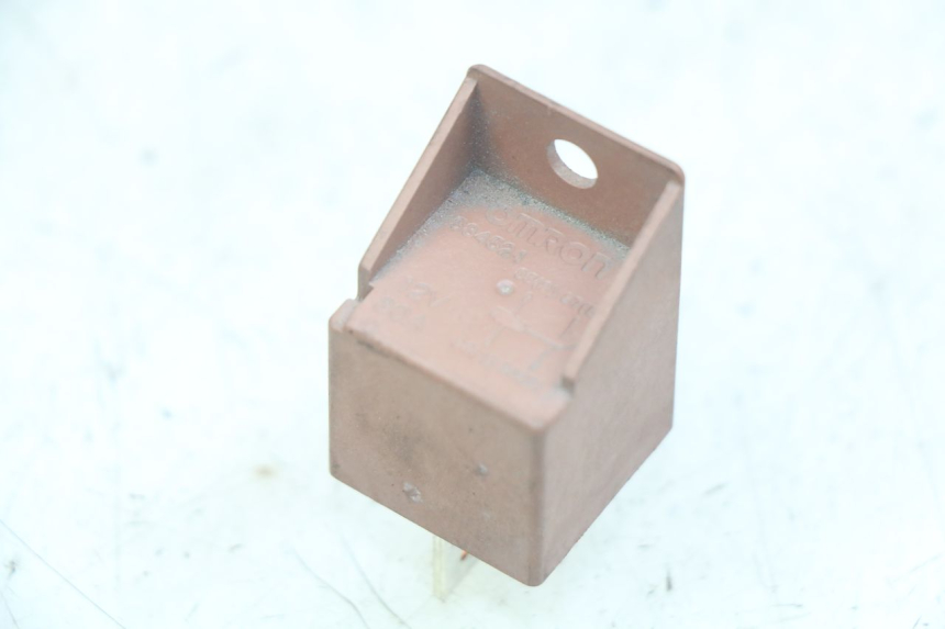 photo de RELE' AVVIAMENTO PIAGGIO XEVO - X EVO 125 (2007 - 2017) - Vista principale