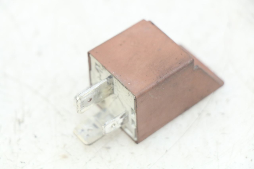 photo de RELE' AVVIAMENTO PIAGGIO XEVO - X EVO 125 (2007 - 2017) - Vista principale