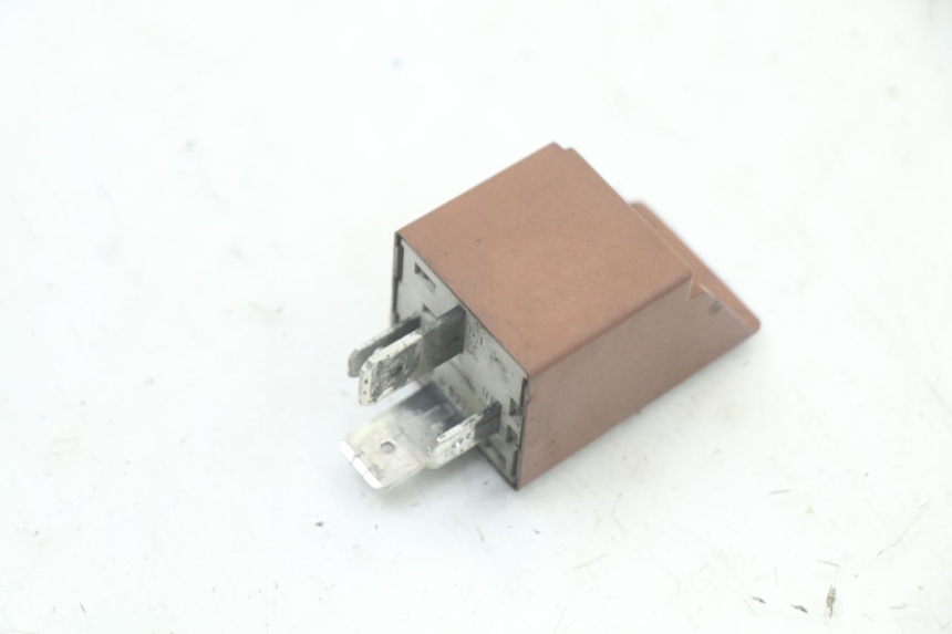 photo de RELE' AVVIAMENTO PIAGGIO XEVO - X EVO 125 (2007 - 2017) - Dettaglio del componente